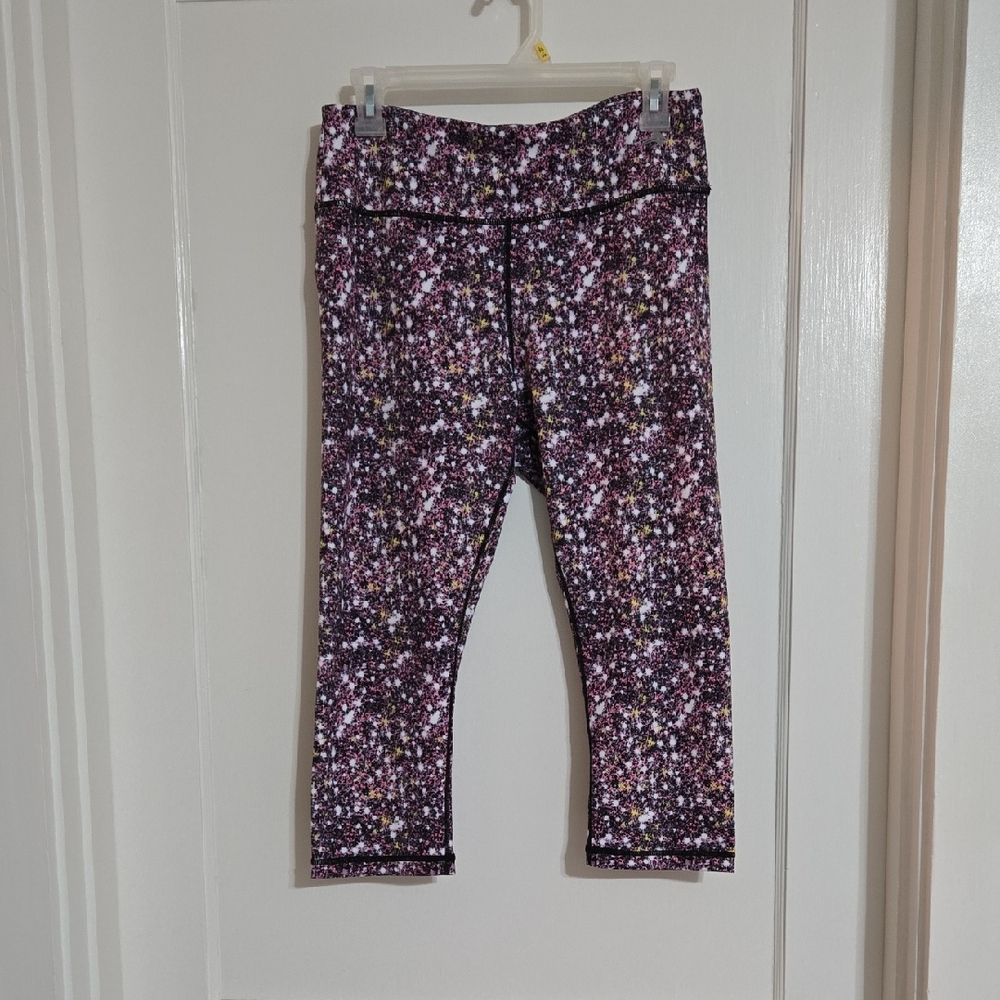Compressionz High Waisted Capri Leggings For Women, XL, Galaxy Red